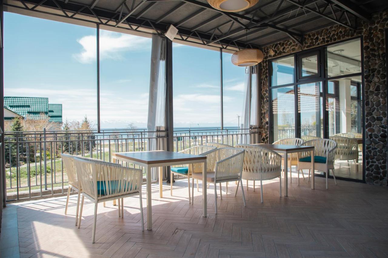 Silence Hotel Чолпон-Ата Екстериор снимка