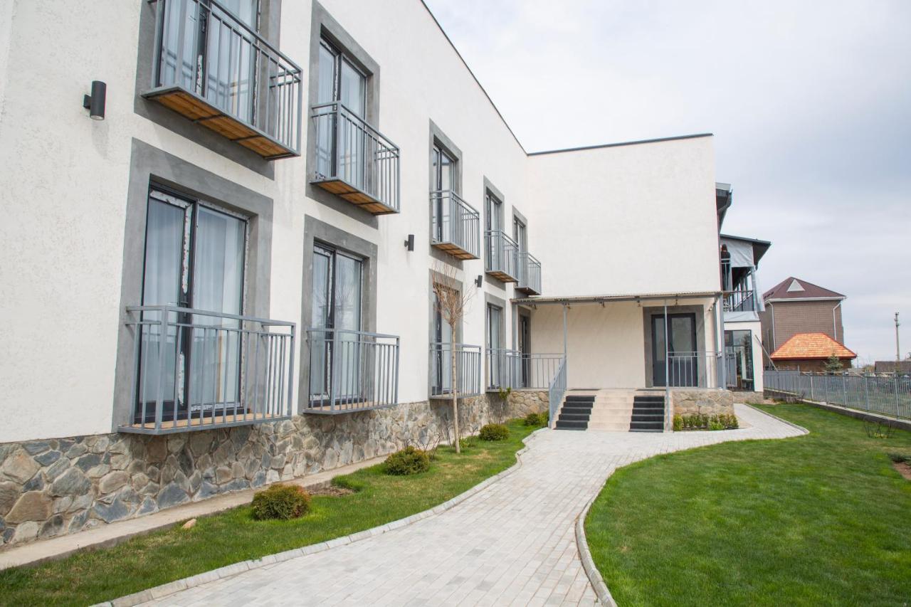Silence Hotel Чолпон-Ата Екстериор снимка